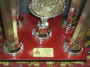 acercamiento_trofeo_1er_lugar.jpg